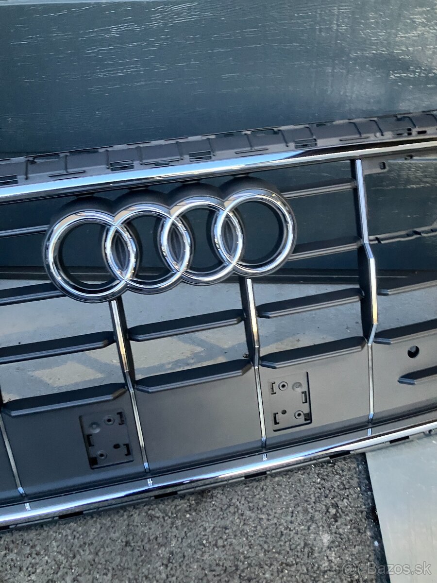 maska mrizka Grill Audi Q8 S-Line chrom - 6