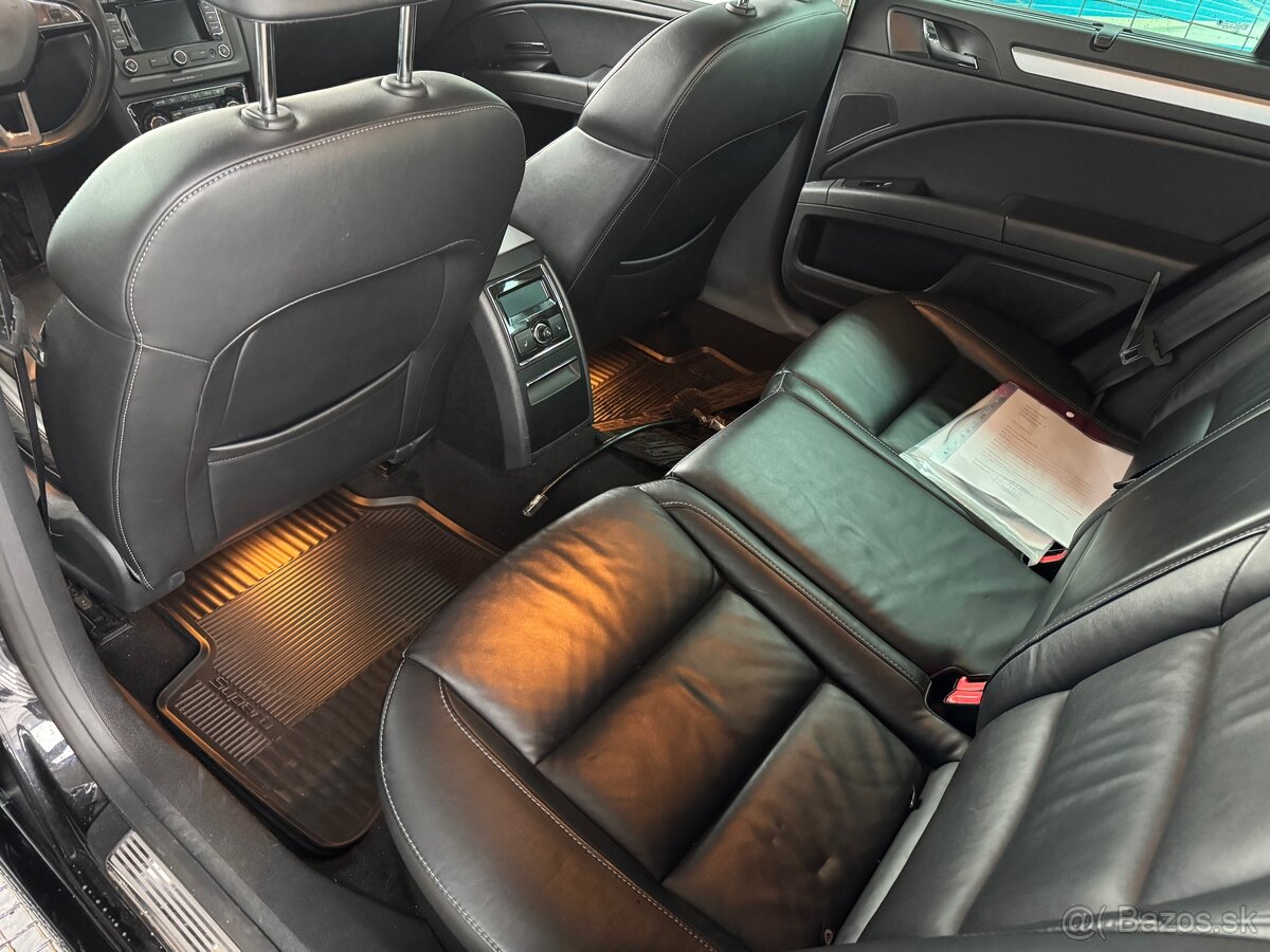 Škoda Superb Combi 2.0 TDI CR 4x4 DSG - 6