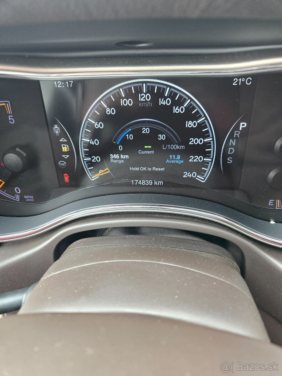 Jeep Grand Cherokee 3.0L V6 TD Summit Platinum - 6