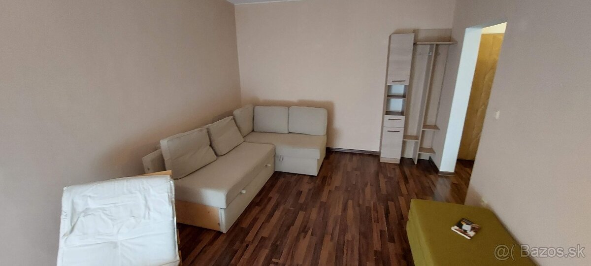 Investičný 1-izbový byt s balkónom, Zvolen - prenajatý - 6