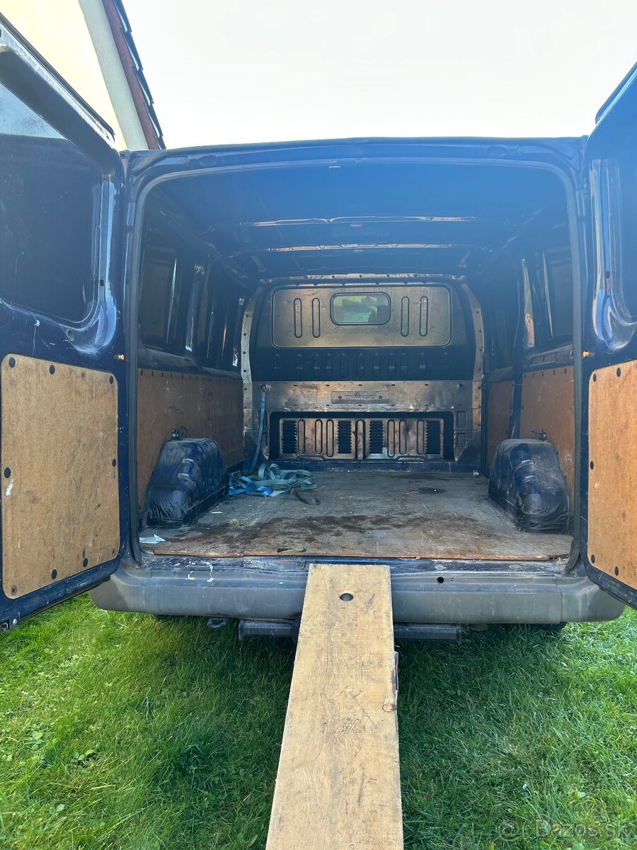 Dodávka Ford Transit 2.2 TDCi - 6