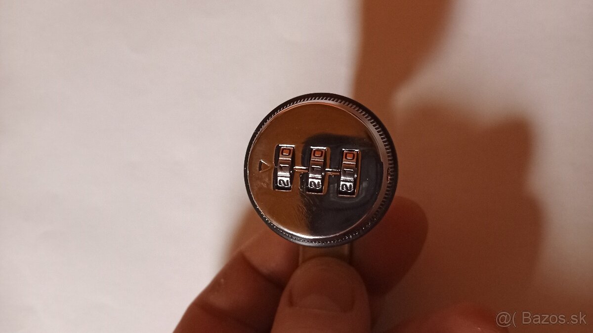 Zámok univerzálny - 6