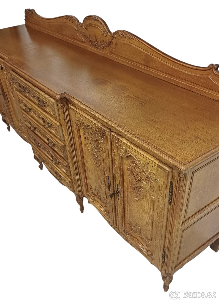 Starožitný nabytok - 6