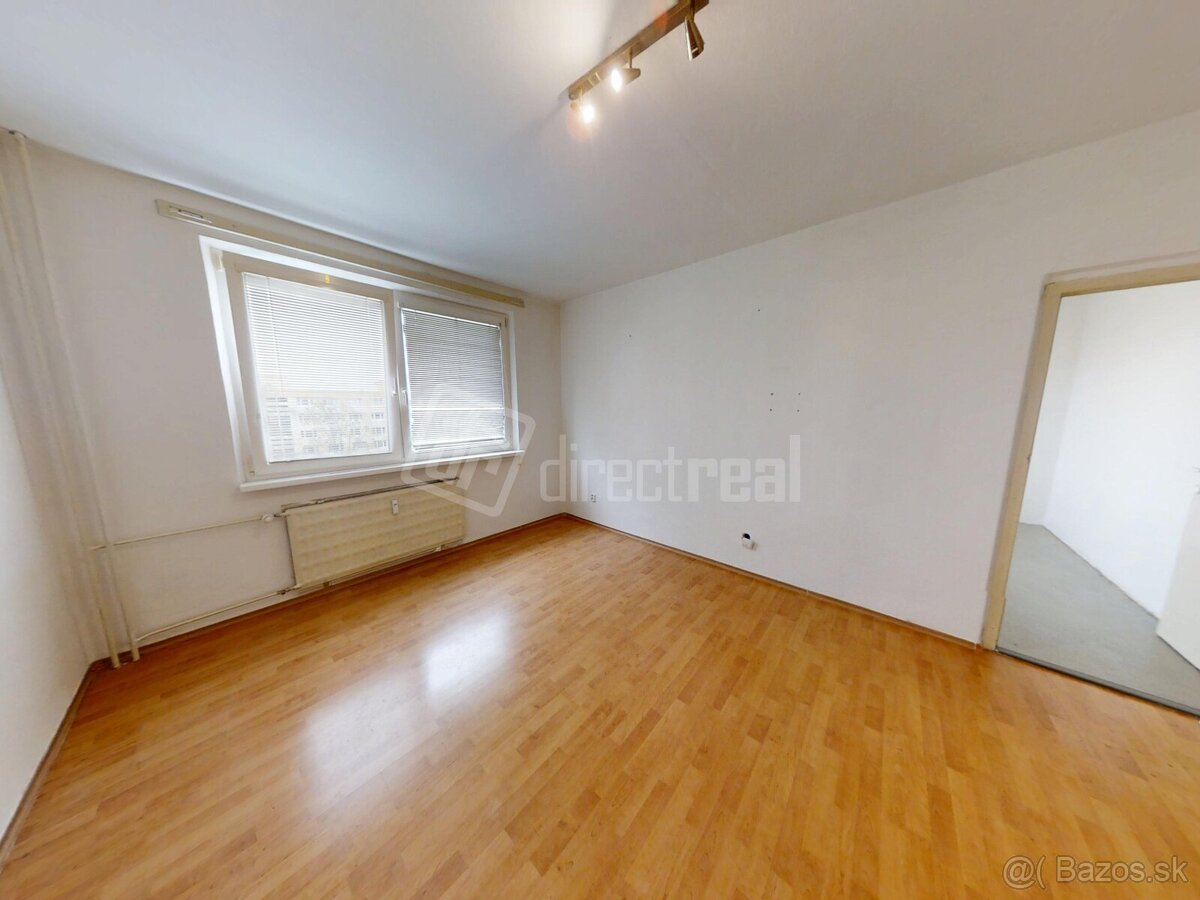 Dvojizbový byt s loggiou v pôvodnom stave - 6