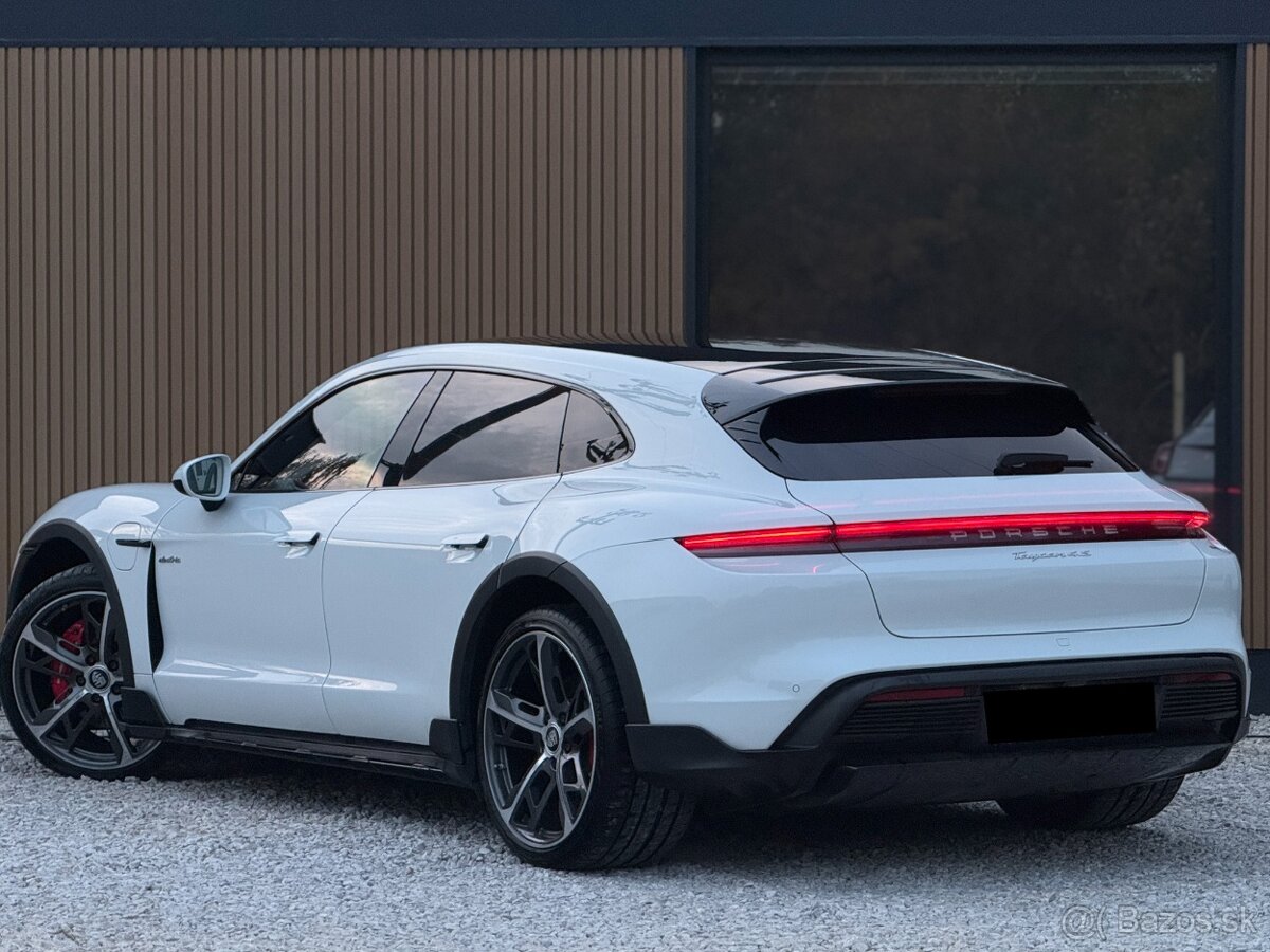 Porsche Taycan Cross Turismo 4 S Pano, Bose, Head-Up,Ambient - 6