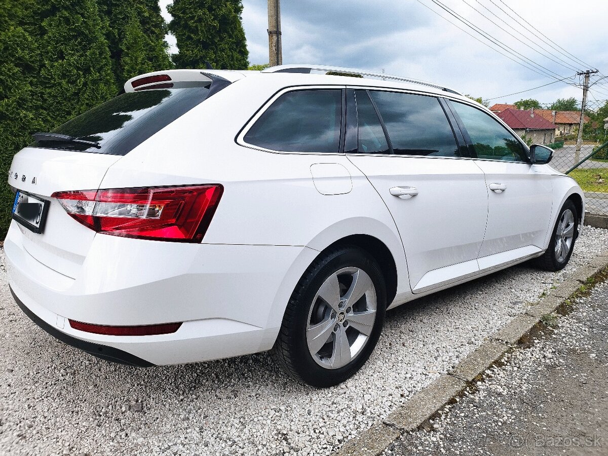 Škoda Superb Combi Lift.2.0 TDI 110KW DSG 2022 - 6