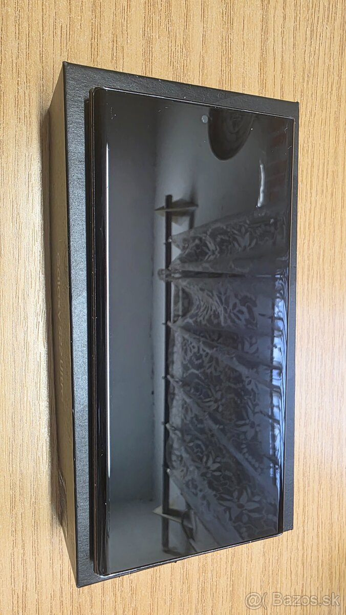 Predám plne funkčný mt. Samsung Galaxy S22 Ultra 5G, 256GB - 6