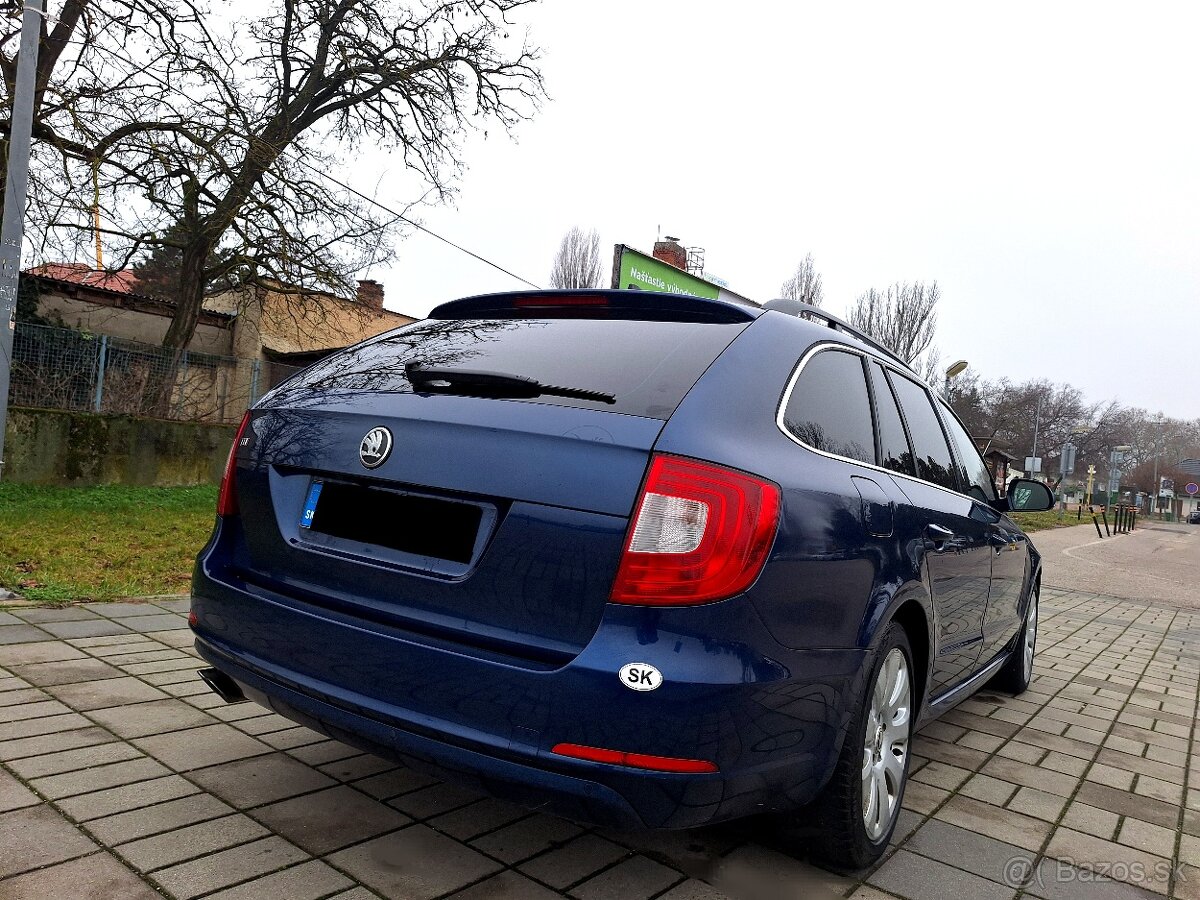 Škoda Superb Combi 2.0 TDI DSG Elegance R.V.2012 - 6