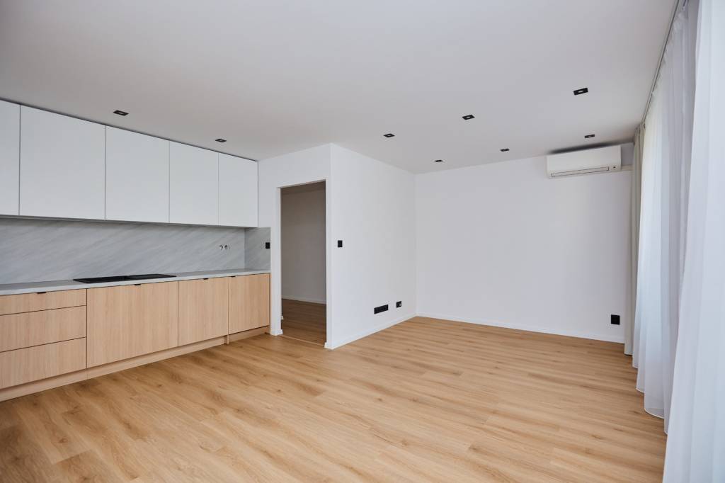 NA PREDAJ,4-izbový byt Košice - Západ - Michalovská ul. - 6