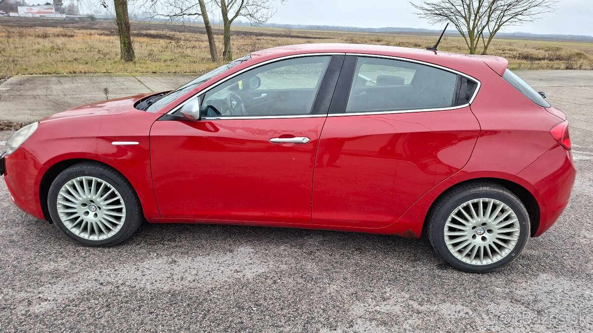 ALFA ROMEO GULIETTA 1.6 JTD - 6