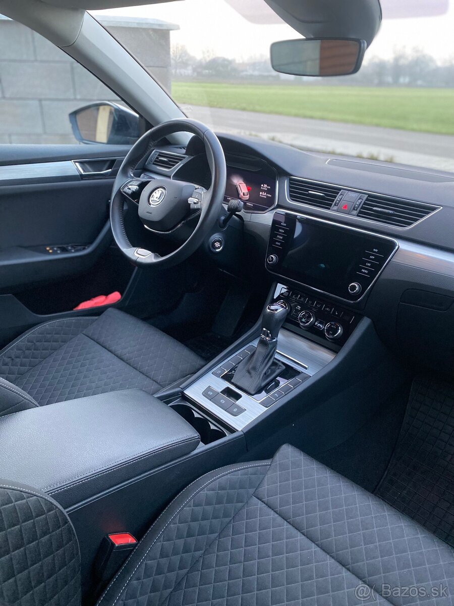 Škoda superb combi 3fl 2022 2.0TDI SCR DSG - 6