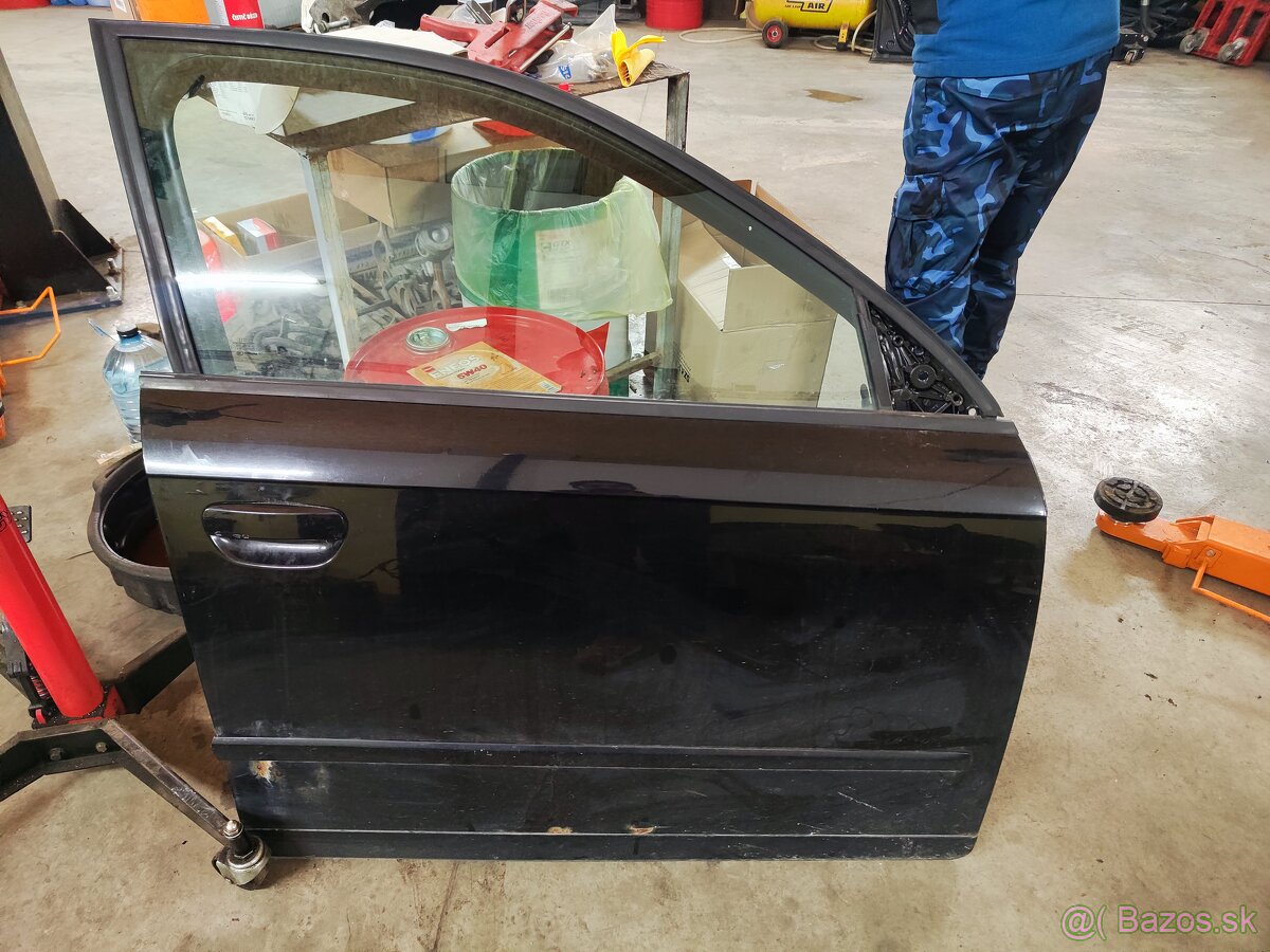 Audi A4 B7 2007 predne dvere lave prave - 6