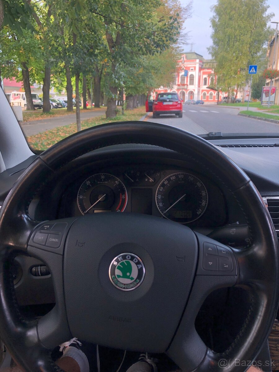 Superb 2,5 TDi, 120kW, 2006, automat- nefunkcny alternator. - 6