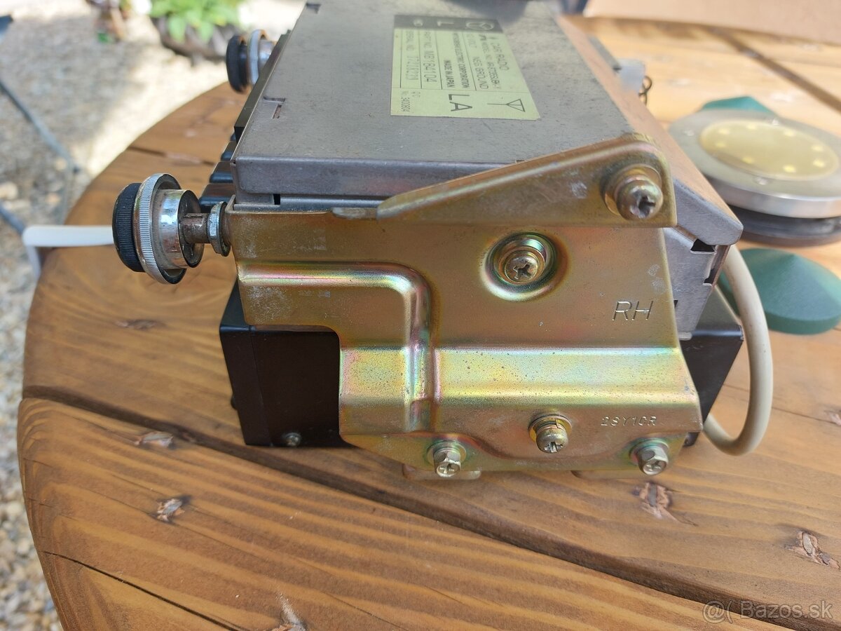 Mitsubishi autorádio - 6