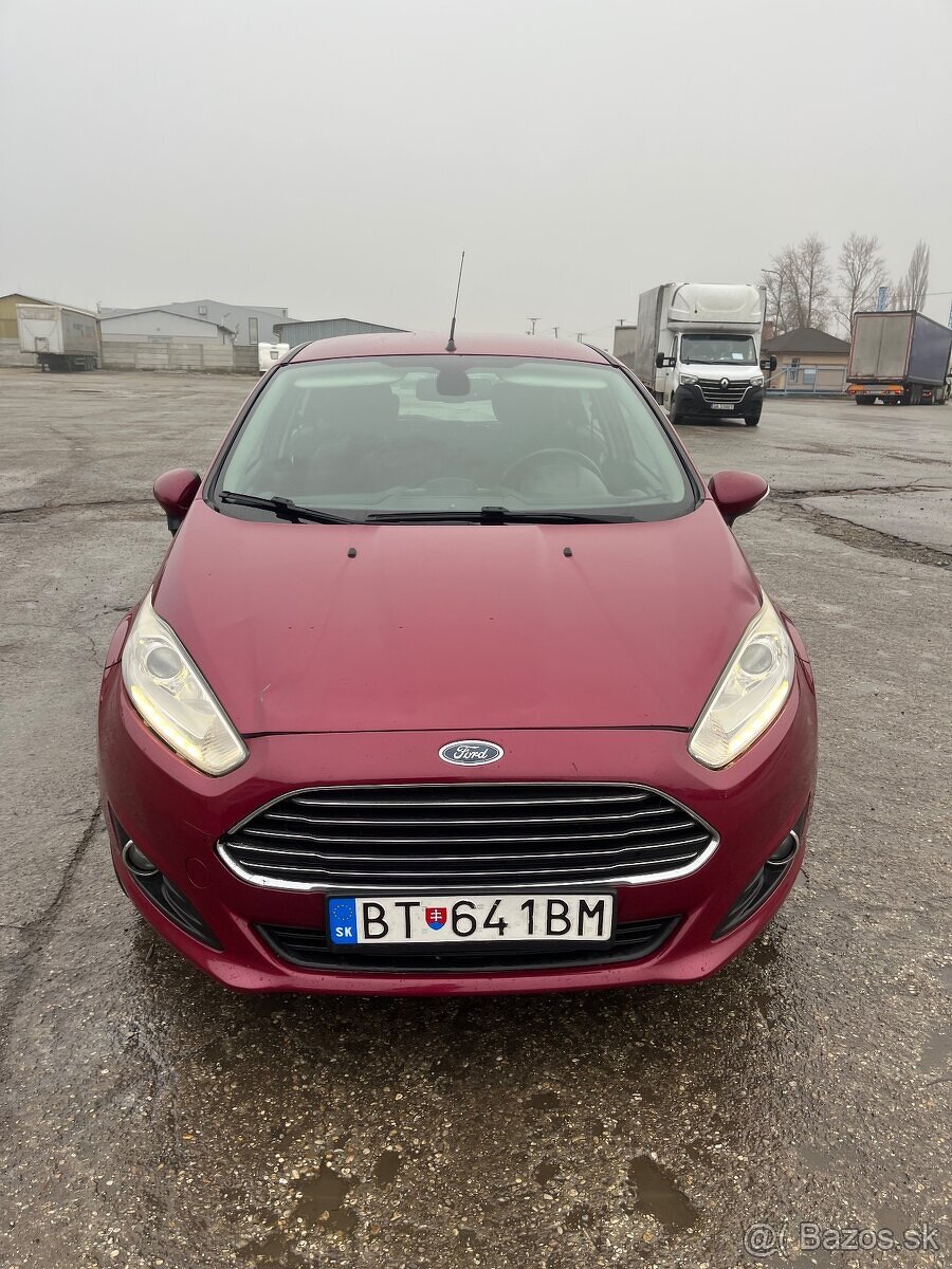 Ford fiesta - 6