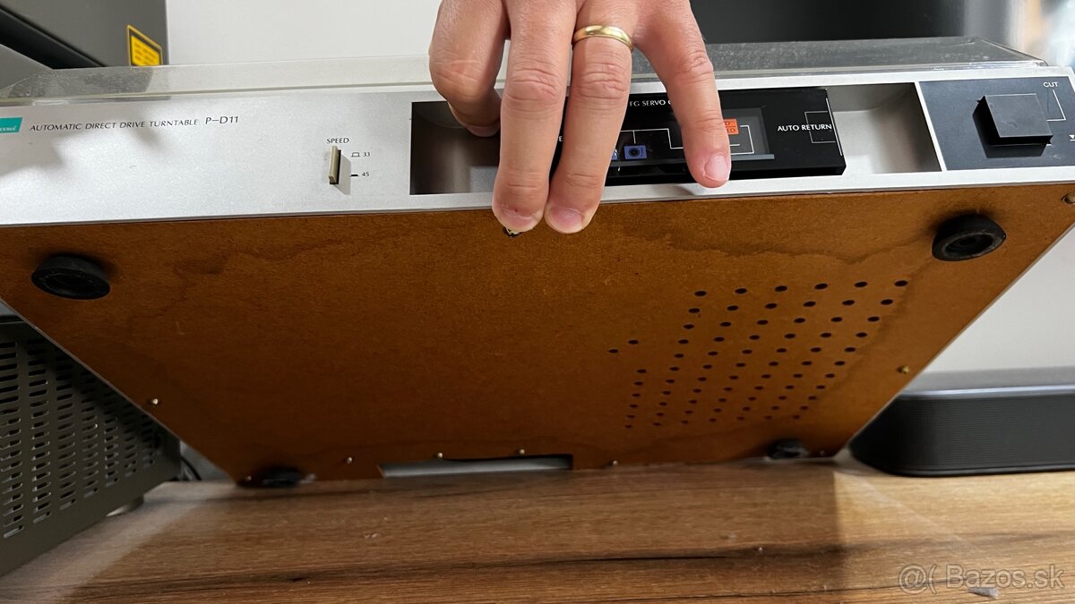 Predám 2 kusy gramofónov Sansui P-D11 - 6