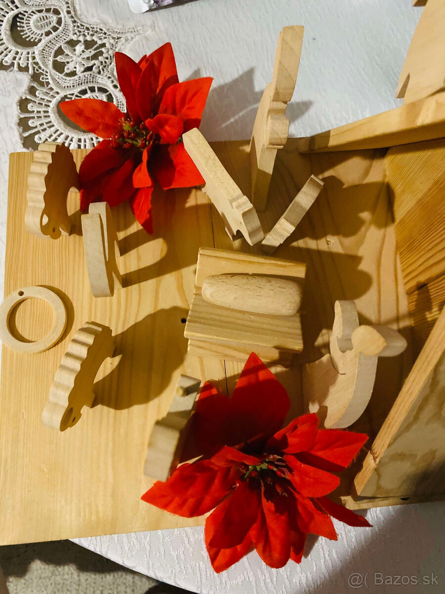 starý drevený betlehém - 6