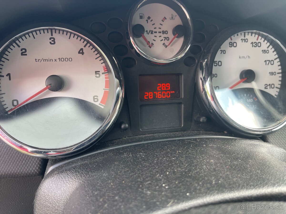 Predám Peugeot 207 1,6 HDI - 6