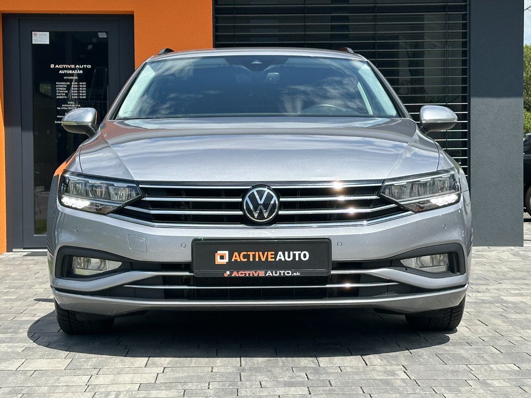 Volkswagen Passat Variant 2.0 TDi DSG 4Motion - 6