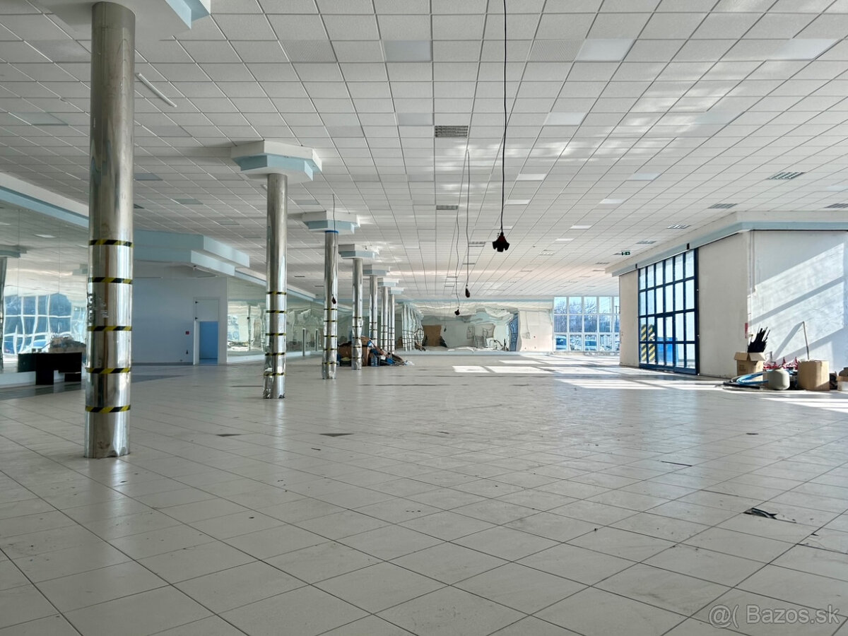 Na prenájom MODERNÁ prevádzková budova 1300m2 15min.od NZ - 6