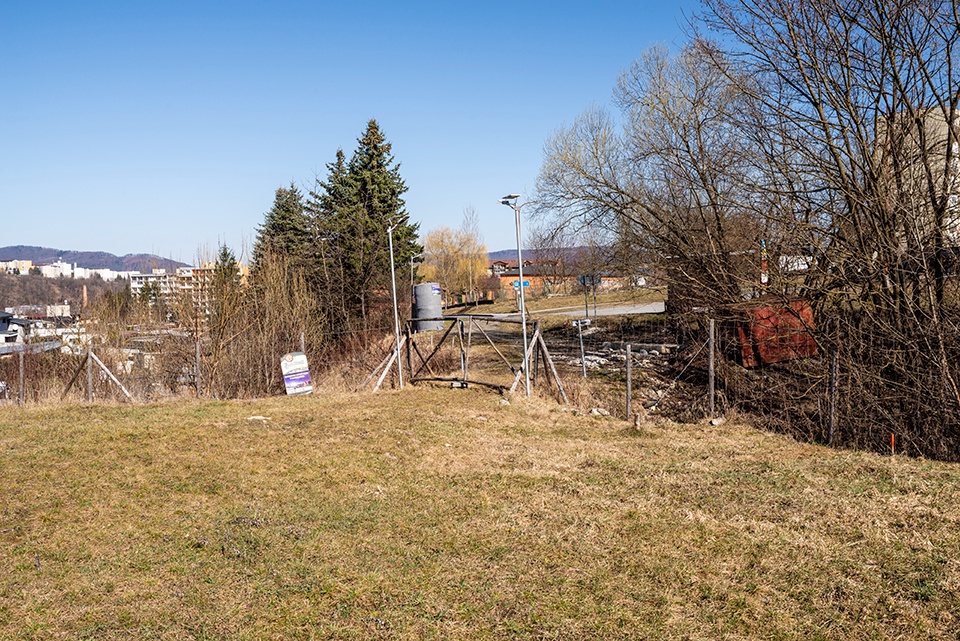 STAVEBNÝ POZEMOK V SKVELEJ LOKALITE - 6