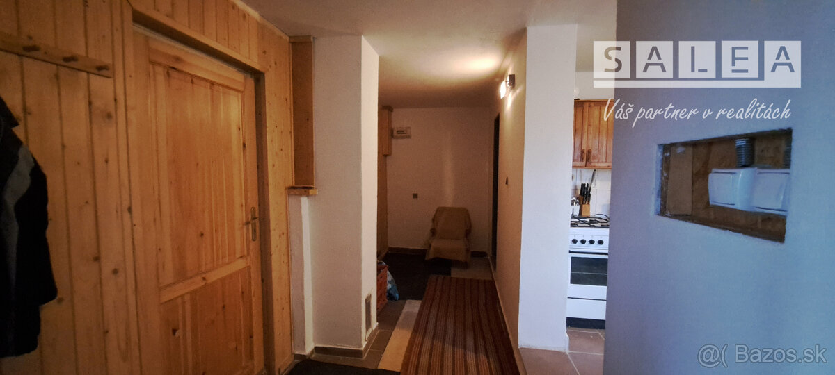 Chata v hornej časti Hronskej Dúbravy na predaj - 6