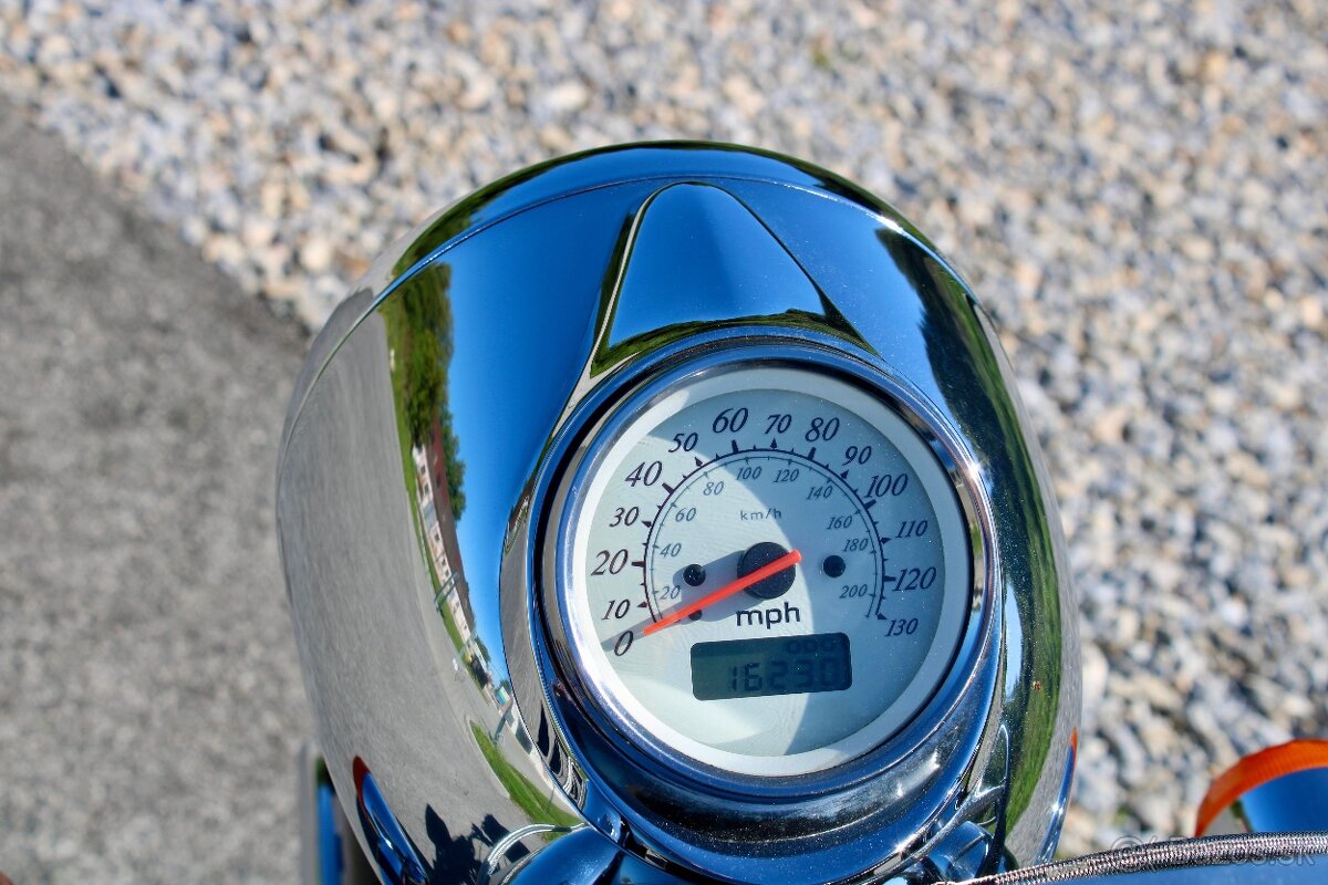 Honda Shadow Aero 1100 - 6