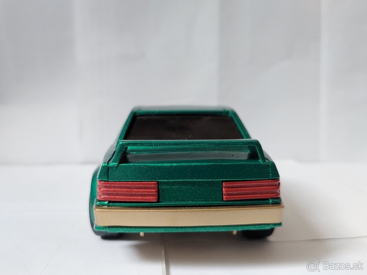Model auta Mercedes Benz 190E - 6