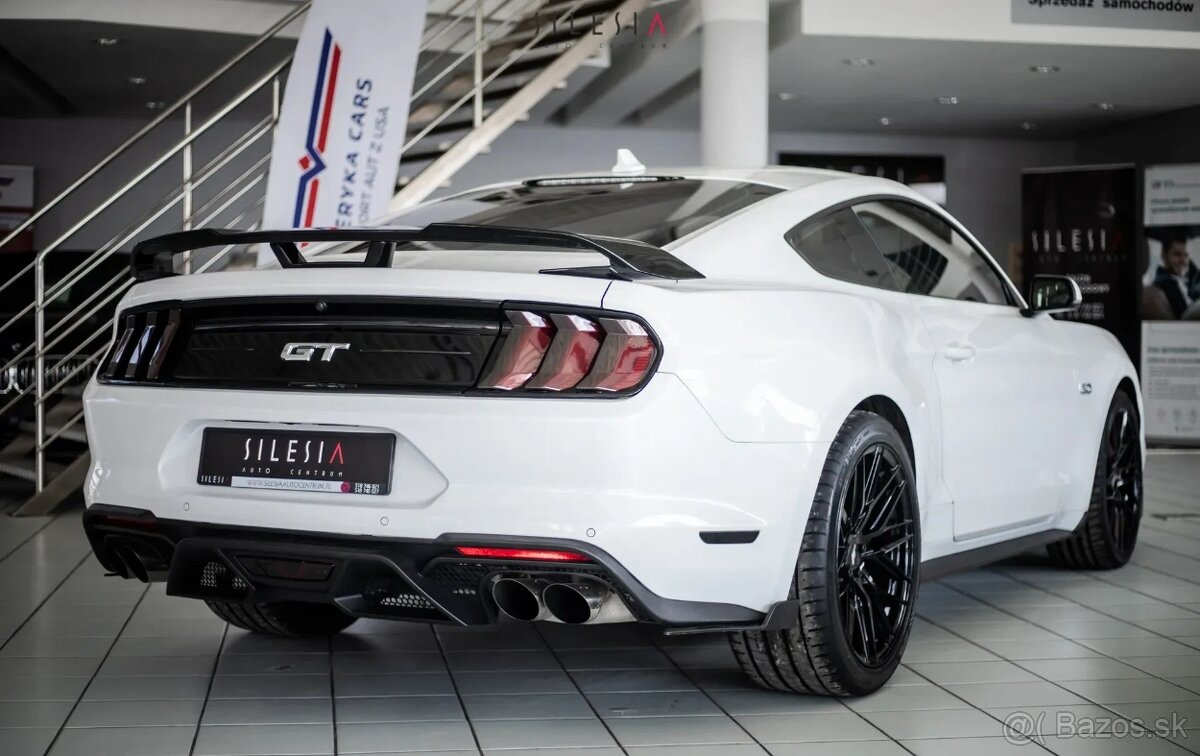 Ford Mustang 5.0 V8 GT - 6