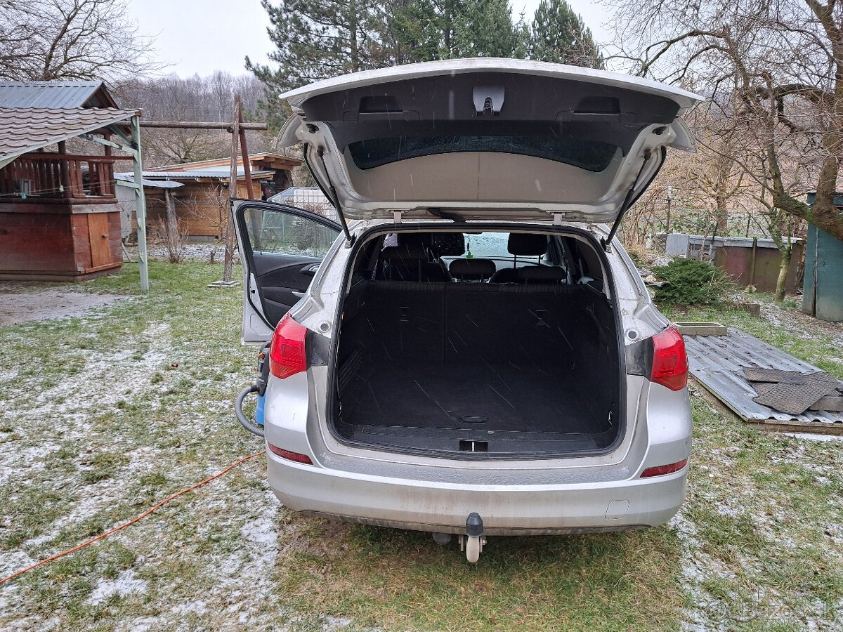 Predam Opel Astra J - 6