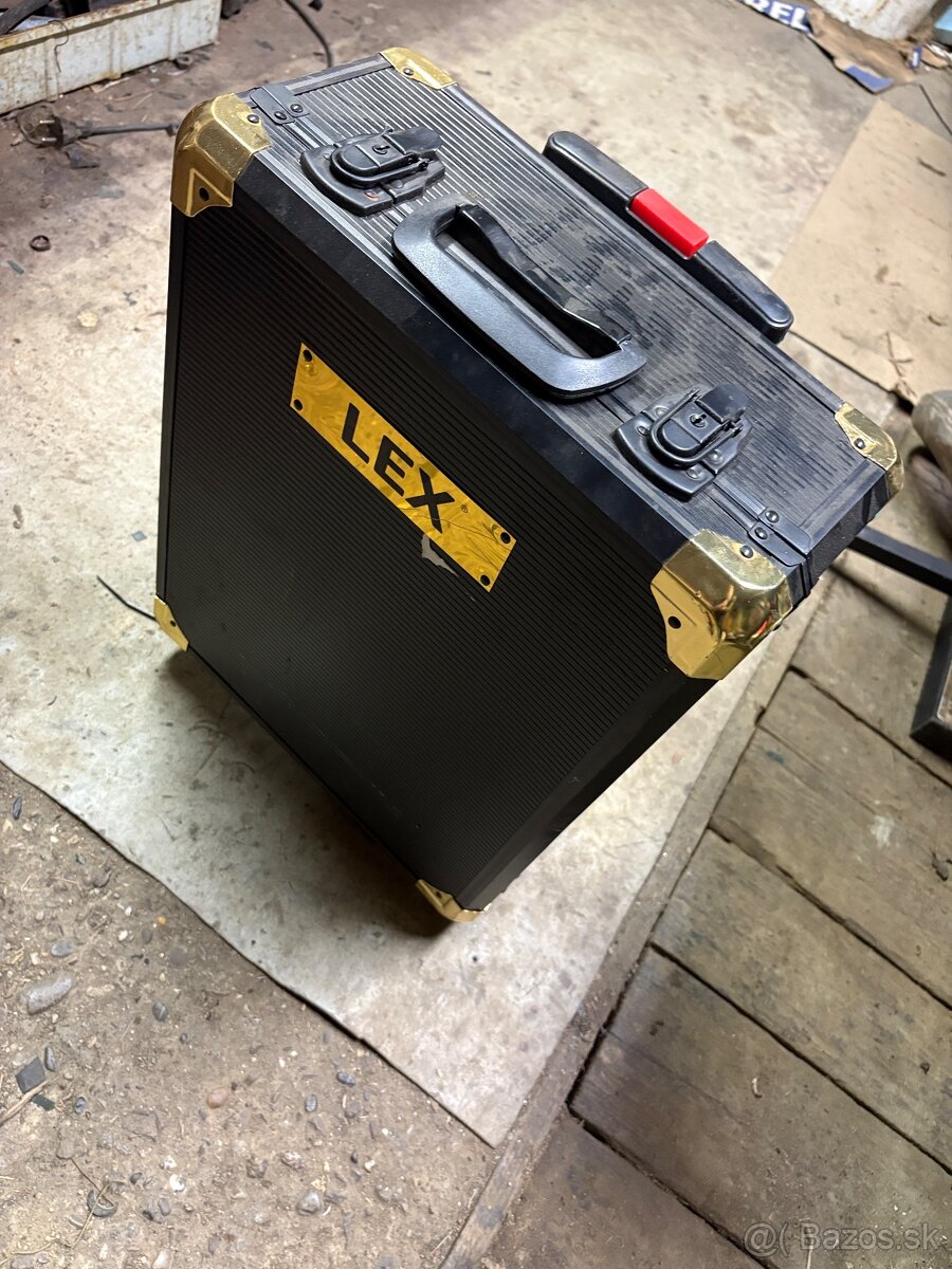 Kufor s náradím - 6