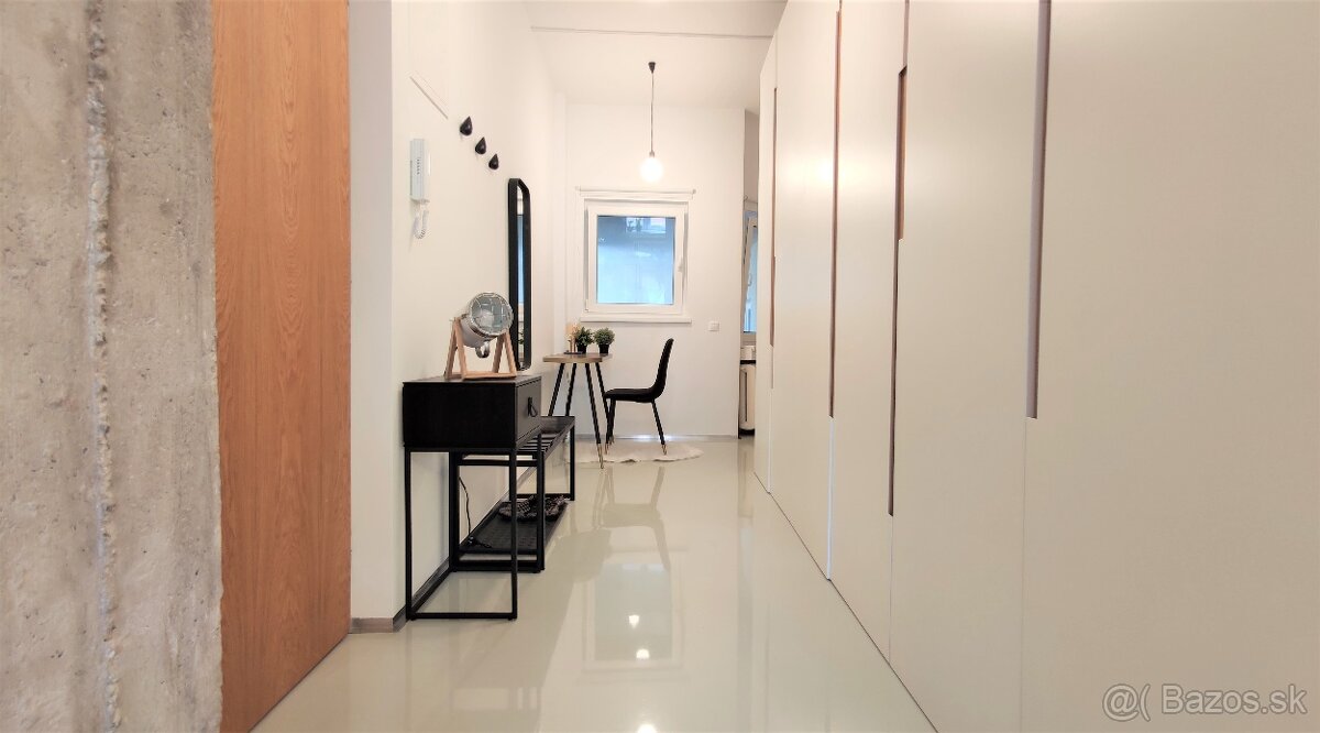 DIZAJNOVÝ 1,5 IZB.BYT V CENTRE, MEDENÁ UL, STARÉ MESTO - 6