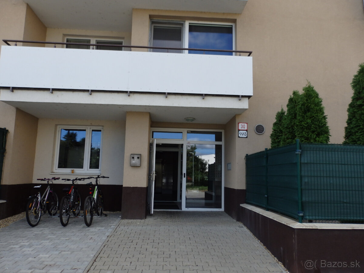 Meander Sered,Kukučínová ul. - 6