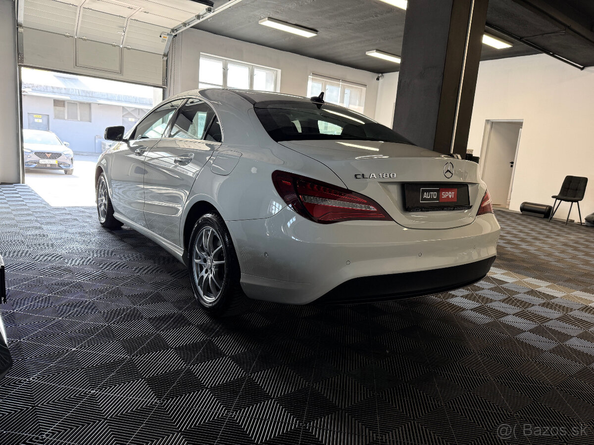Mercedes-Benz CLA Kupé 180 - 6
