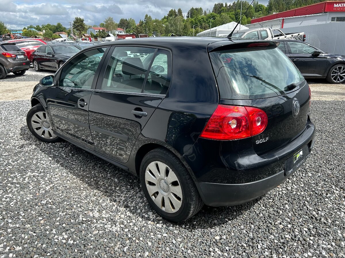 Volkswagen Golf 1.9 TDI Comfortline - 6
