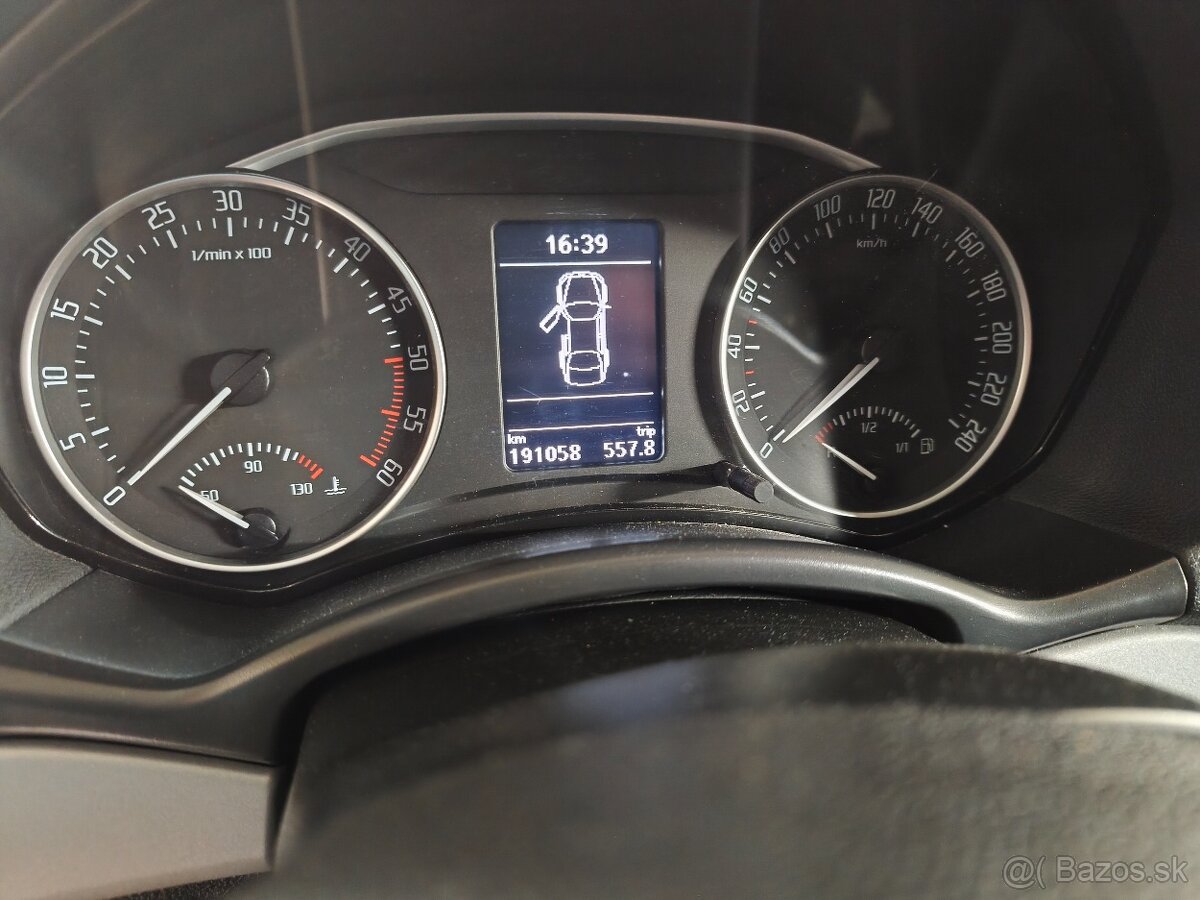 Predám Škoda OCTAVIA COMBI 1.6D77KW - 6