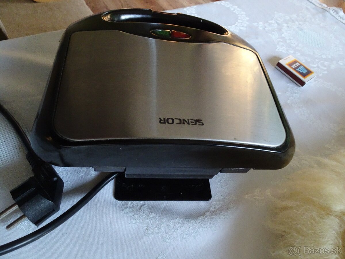 Predám Sendvičovač - Toaster na sendviče SENCOR - 6