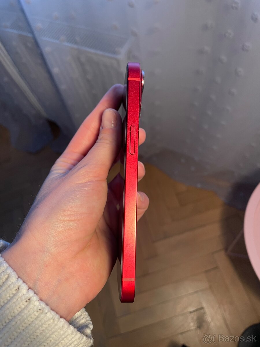 iPhone 13 red 128gb - 6
