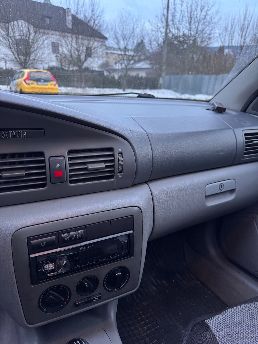 Škoda Octavia - 6