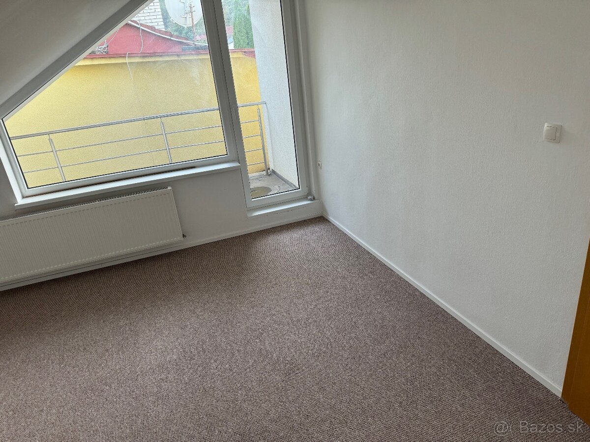 PREDAJ ATYP 4-izb. tehlového bytu - BANKA - 6