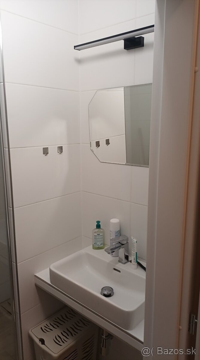 Predám 2-izbový byt v tichej lokalite - 6