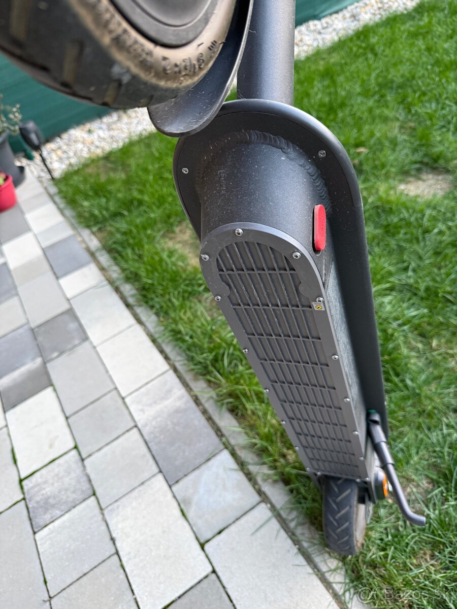 Xiaomi Mi Electric Scooter Essential - 6