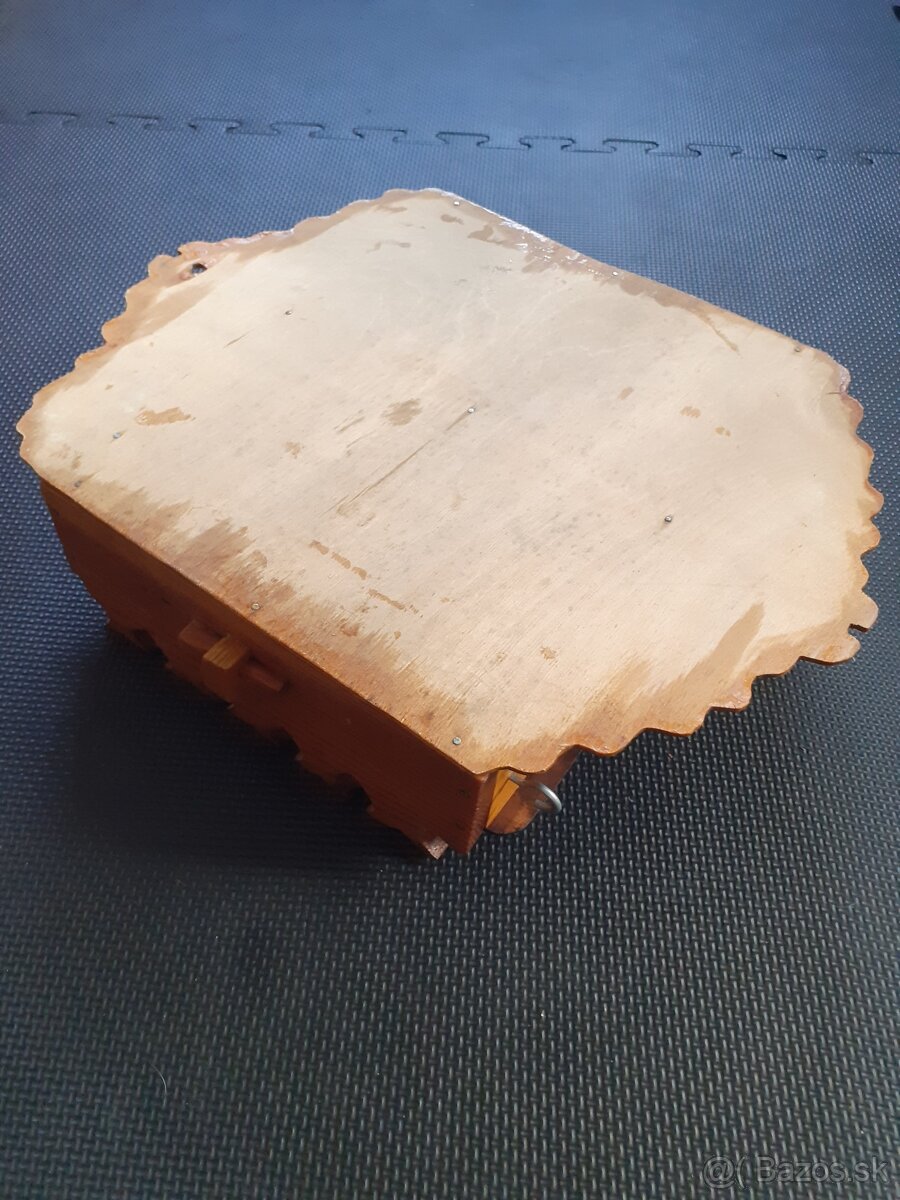 Ľudové drevené police - Podpoľanie - 6