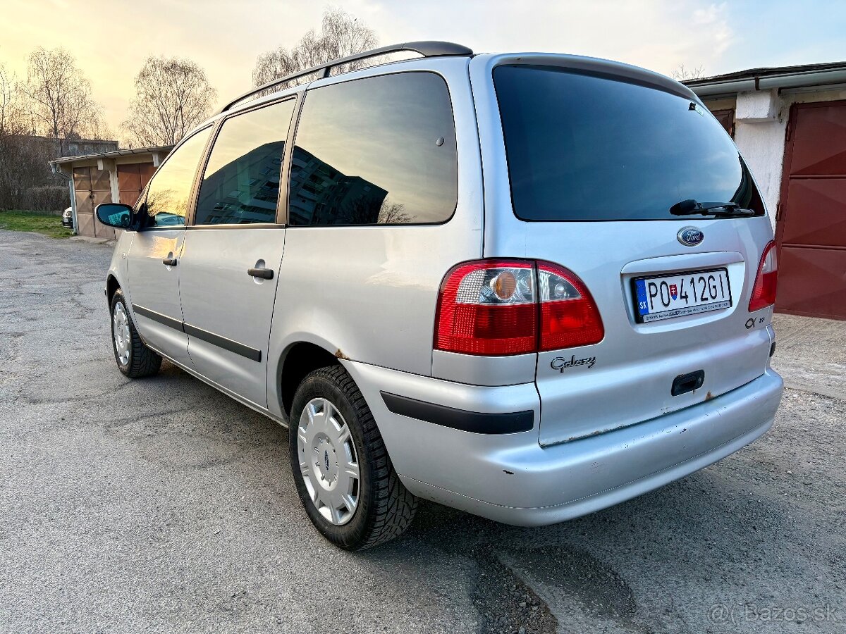 Ford Galaxy 7-miestne Víkendová akcia - 6