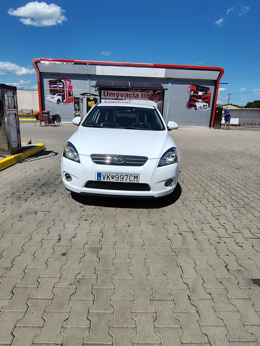 Kia ceed proceed 1,4 benzín - 6