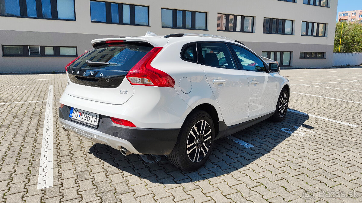 Volvo V40 Cross Country D3....odpočet DPH - 6