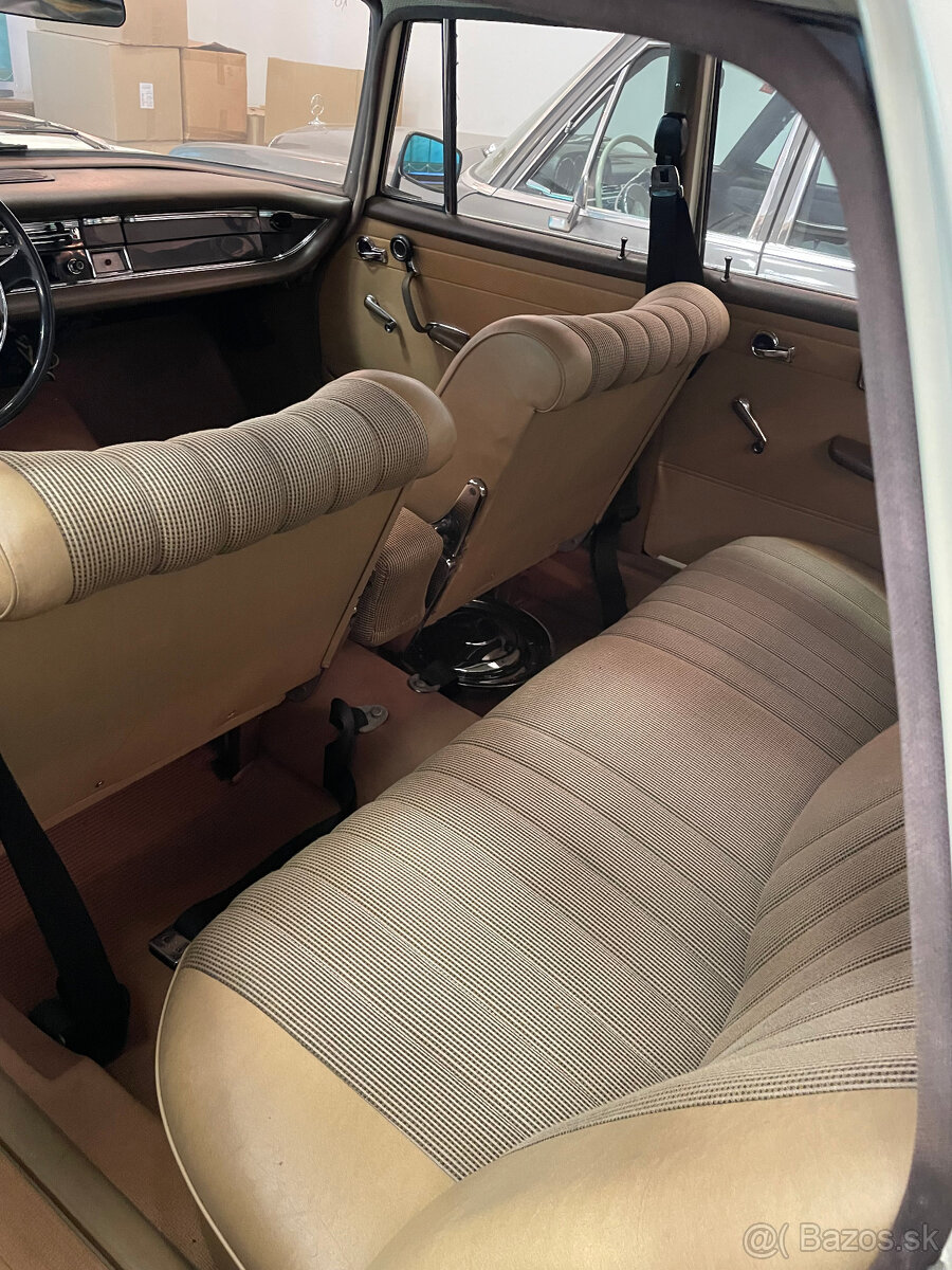 Mercedes 110-200 D - 6