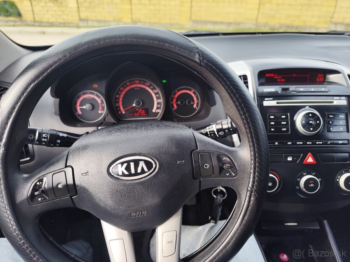 Kia ceed 2011 - 6