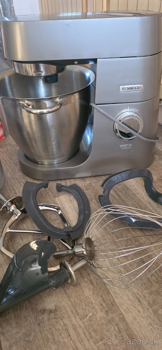 Multifunkčný robot Kenwood - 6