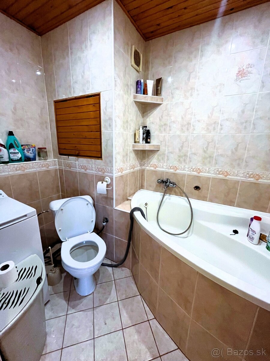 Pekný, slnečný 3 izbový byt, obec Pukanec - 6